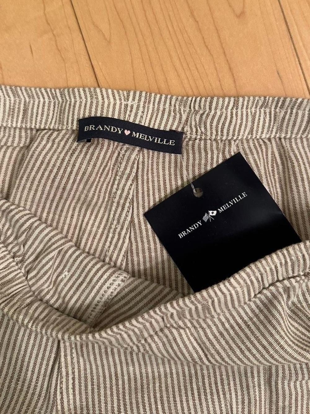 NWT Brandy Melville Kiera Striped Linen-Blend Boxer Shorts - Picture 5 of 8